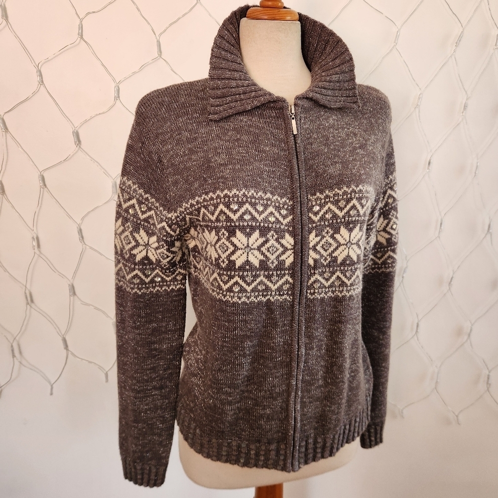 Vintage Oleg Cassini Knit Sweater • Fair Isle • Sequins & Snowflakes • Size Med
